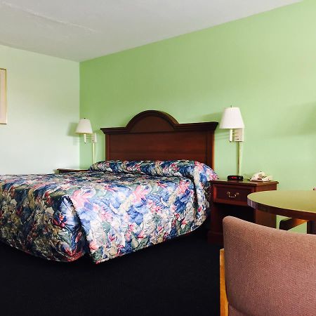 Relax Inn Folkston Екстер'єр фото